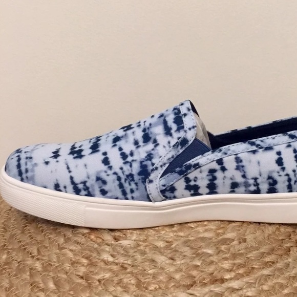 🆕Fergalicious | Tie Dye Sneaker Sz 8.5 Slip On - Picture 6 of 7